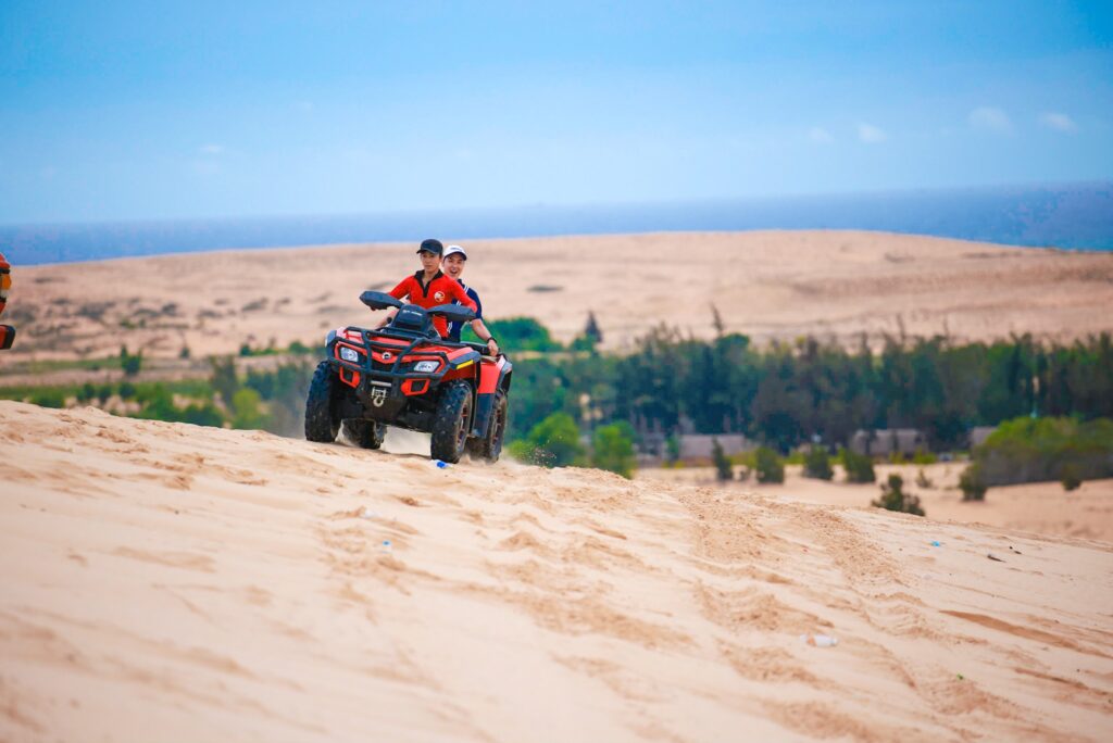 Bàu Trắng - Bàu Sen
